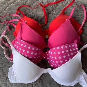 Victoria’s Secret & Gilly Hicks Bra Bundle